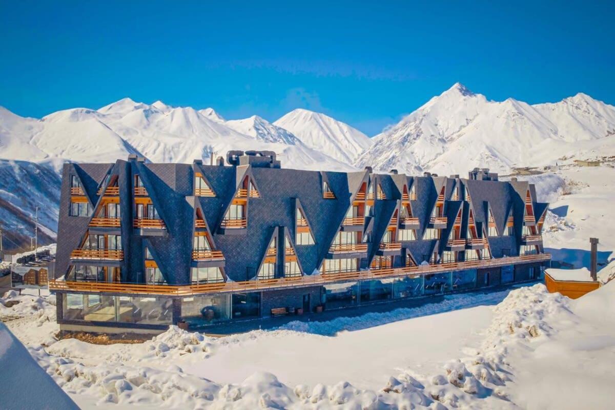 Super Stylish And Cozy 2 Bedroom 4Or6 People Apartment In Key Location In Marshall Gudauri Project Ski Resort エクステリア 写真