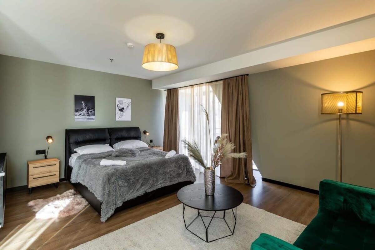 Super Stylish And Cozy 2 Bedroom 4Or6 People Apartment In Key Location In Marshall Gudauri Project Ski Resort エクステリア 写真