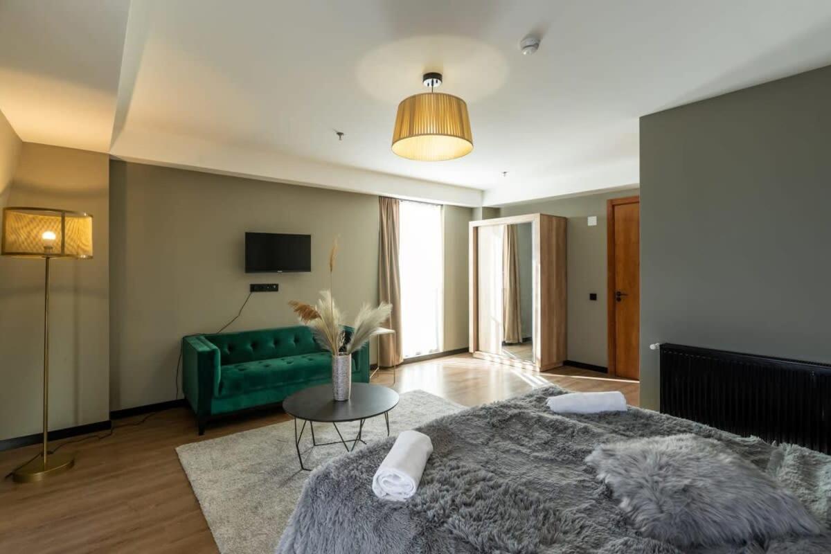 Super Stylish And Cozy 2 Bedroom 4Or6 People Apartment In Key Location In Marshall Gudauri Project Ski Resort エクステリア 写真